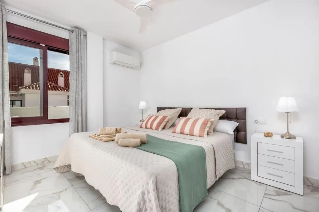 Apartment Holiday Rental In La Maestranza Marbella