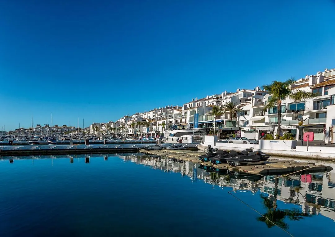 Apartment Holiday Rental In La Maestranza Marbella